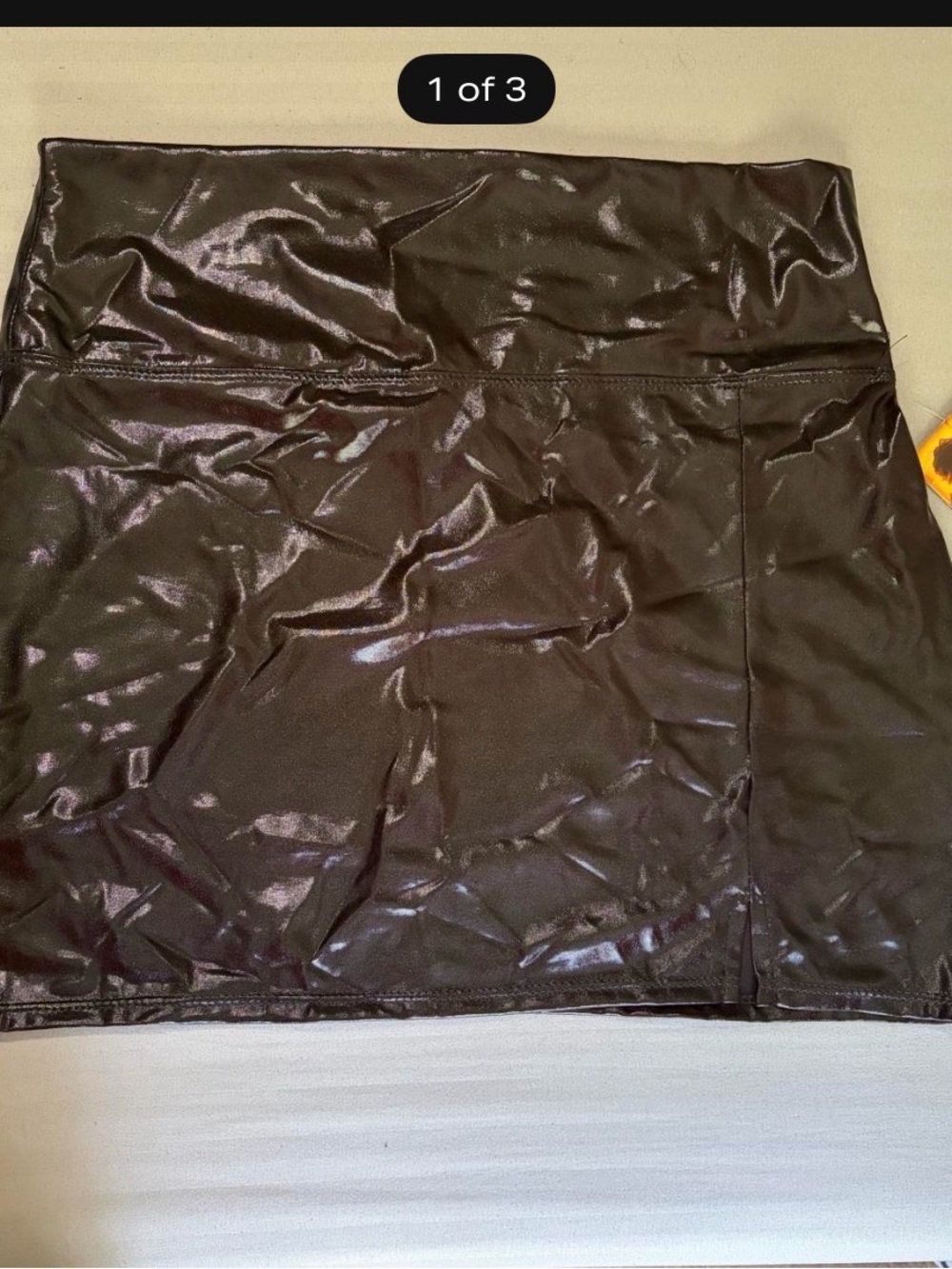 Hybrid & company Black Shiny Faux Leather Mini Skirt